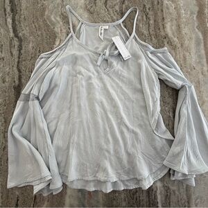 NWT! Others Follow Ladies Keyhole Shoulder Blouse. Large Gray Bell Sleeve